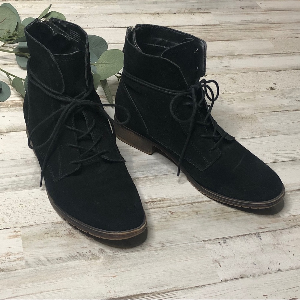 Steve Madden Black Suede Rawlings Booties 7.5